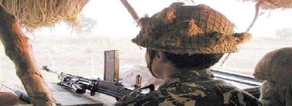 एलओसी पर रहस्यमयी गोलीबारी से परेशान एलओसी पर रहस्यमयी गोलीबारी से परेशान